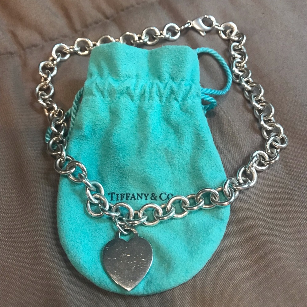 Tiffany & Co sterling silver chain heart necklace